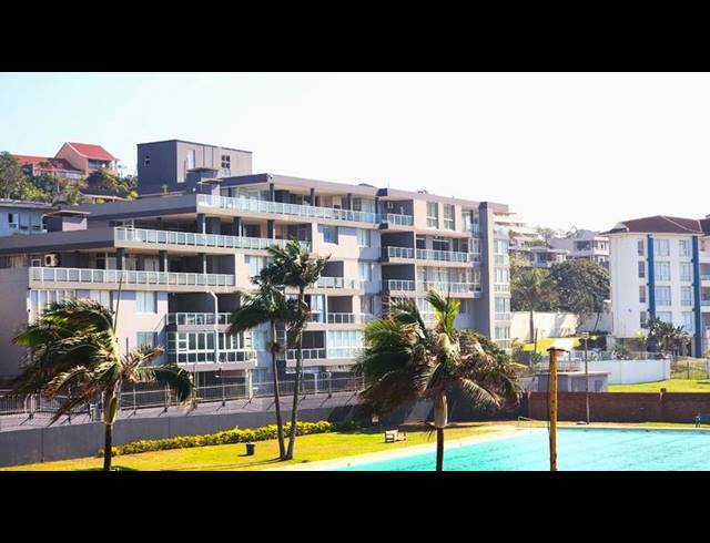 4 BEDROOM APARTMENT FOR SALE IN MARGATE BEACH